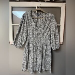 Black and white floral Gap Dress Size Large Petite